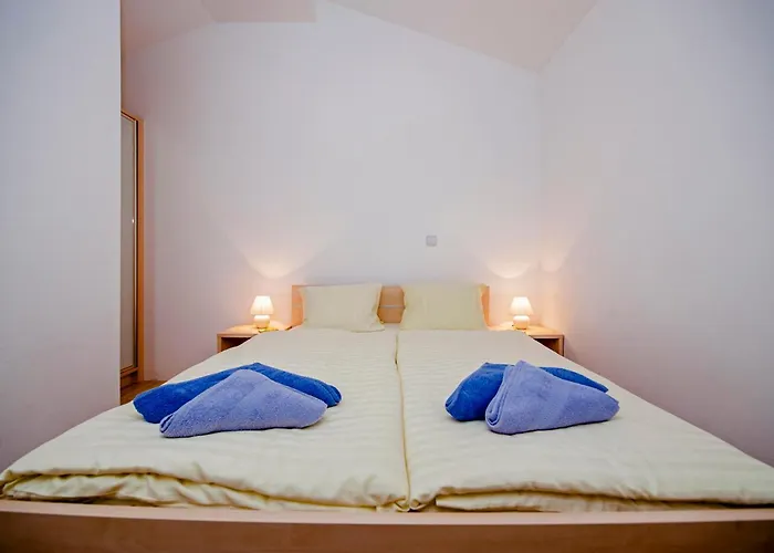 Marko Πανσιόν