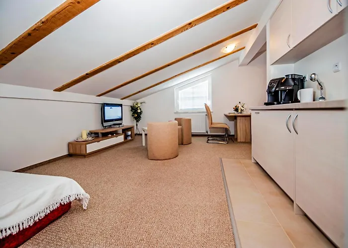 Πανσιόν Marko Ρόβινι