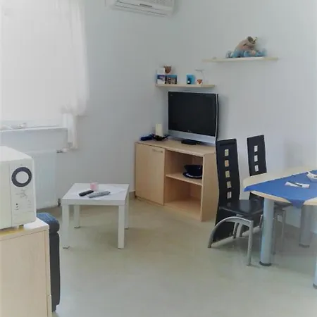 Marko בית הארחה רוביני